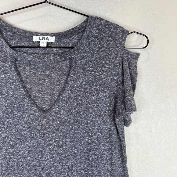 LNA Women Cold Shoulder Knit Pullover Short Sleeve Gray Size Small - Picture 3 of 10